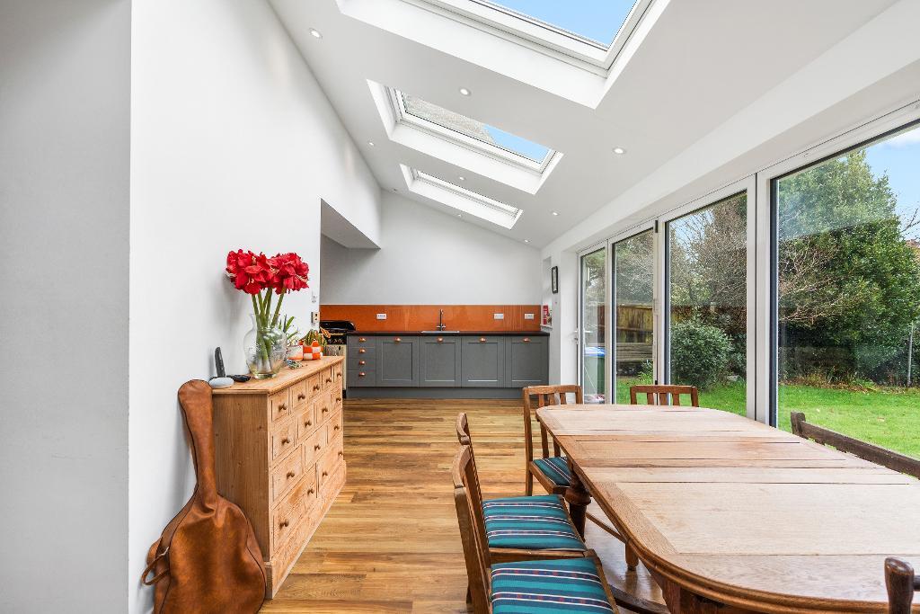 4 Bedroom House for Sale in Seaford, BN25 4PW