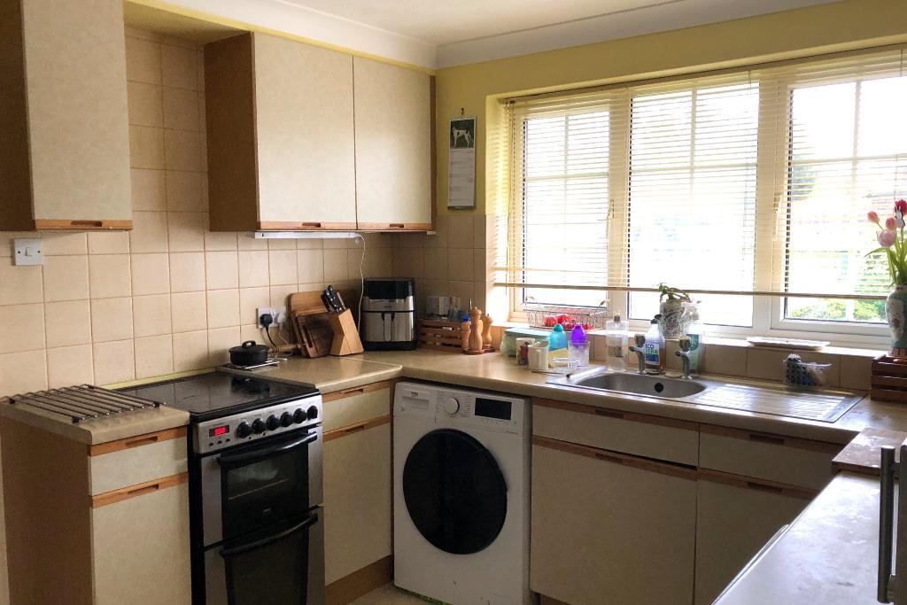 2 Bedroom House for Sale in Seaford, BN25 1SQ