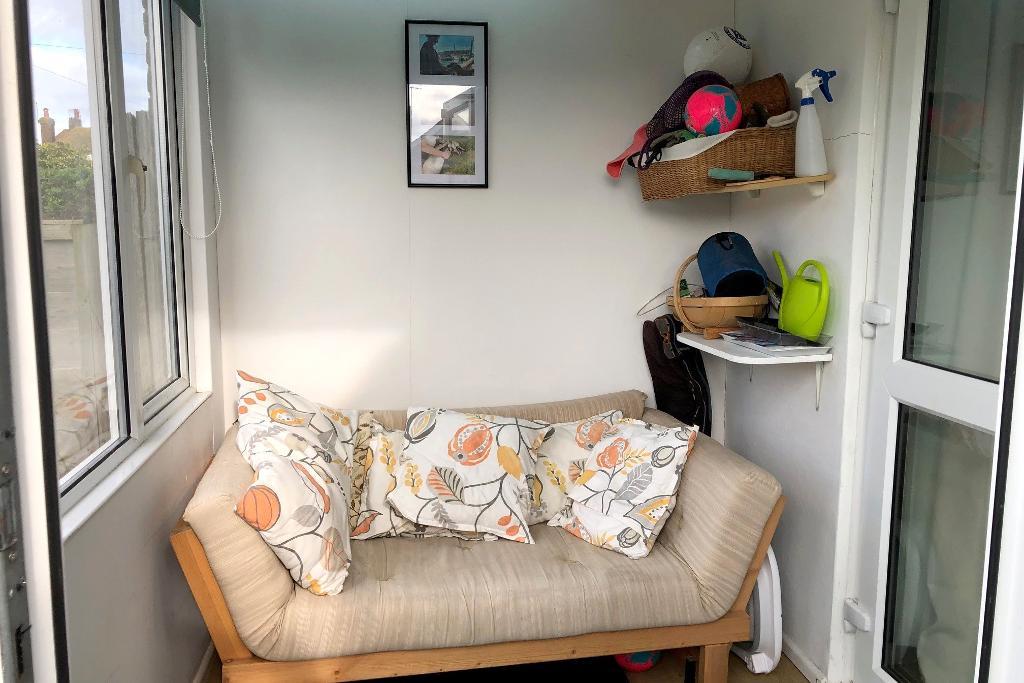 2 Bedroom House for Sale in Seaford, BN25 1SQ