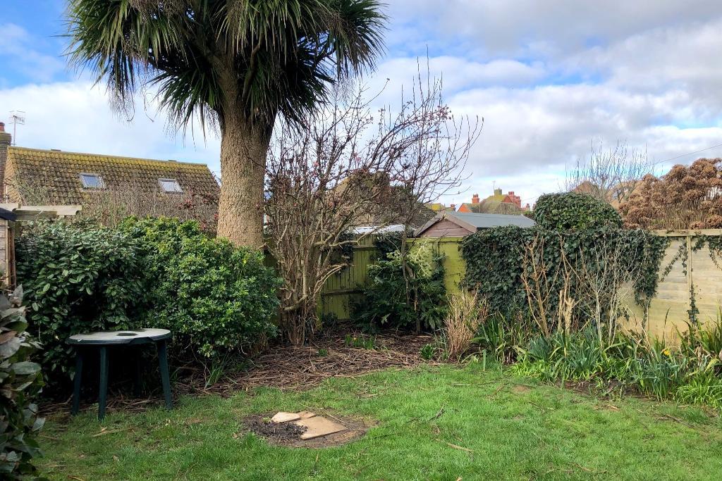 2 Bedroom House for Sale in Seaford, BN25 1SQ