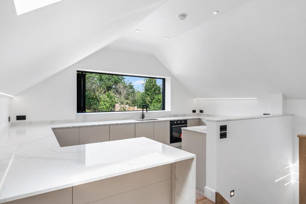 2 Bedroom House to Rent in Berwick, BN26 6SZ