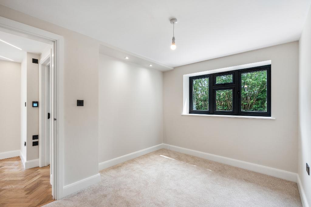 2 Bedroom House to Rent in Berwick, BN26 6SZ