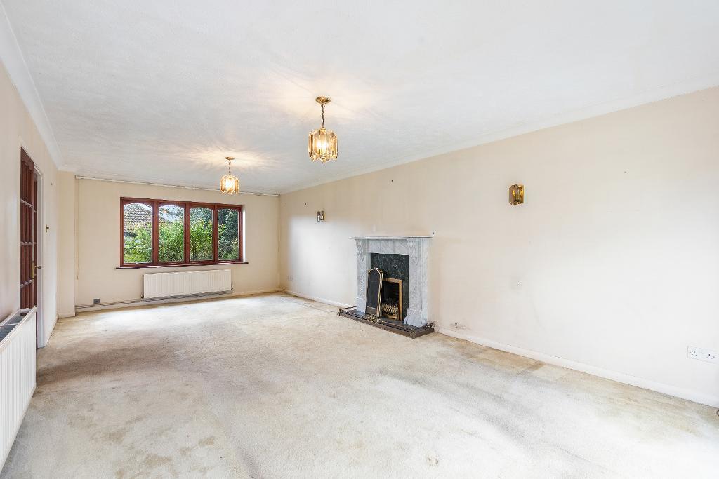 4 Bedroom House for Sale in Seaford, BN25 2HP