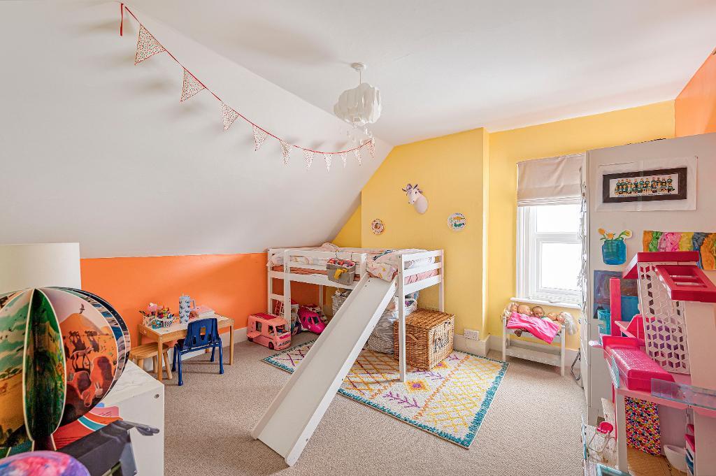 5 Bedroom House for Sale in Seaford, BN25 1RH