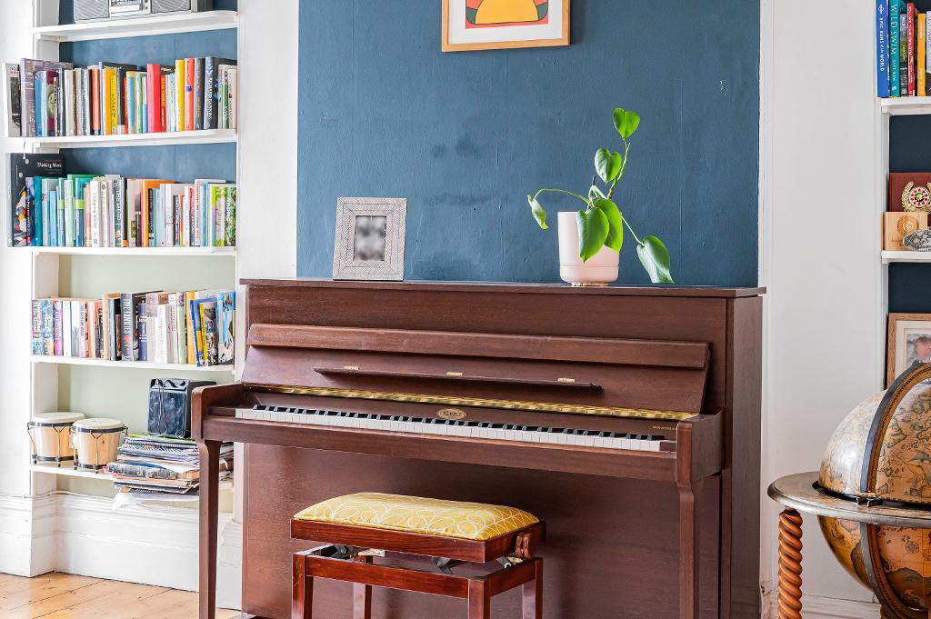 5 Bedroom House for Sale in Seaford, BN25 1RH