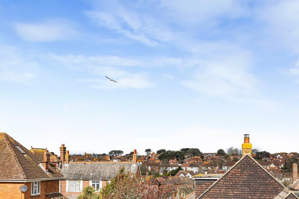 5 Bedroom House for Sale in Seaford, BN25 1RH