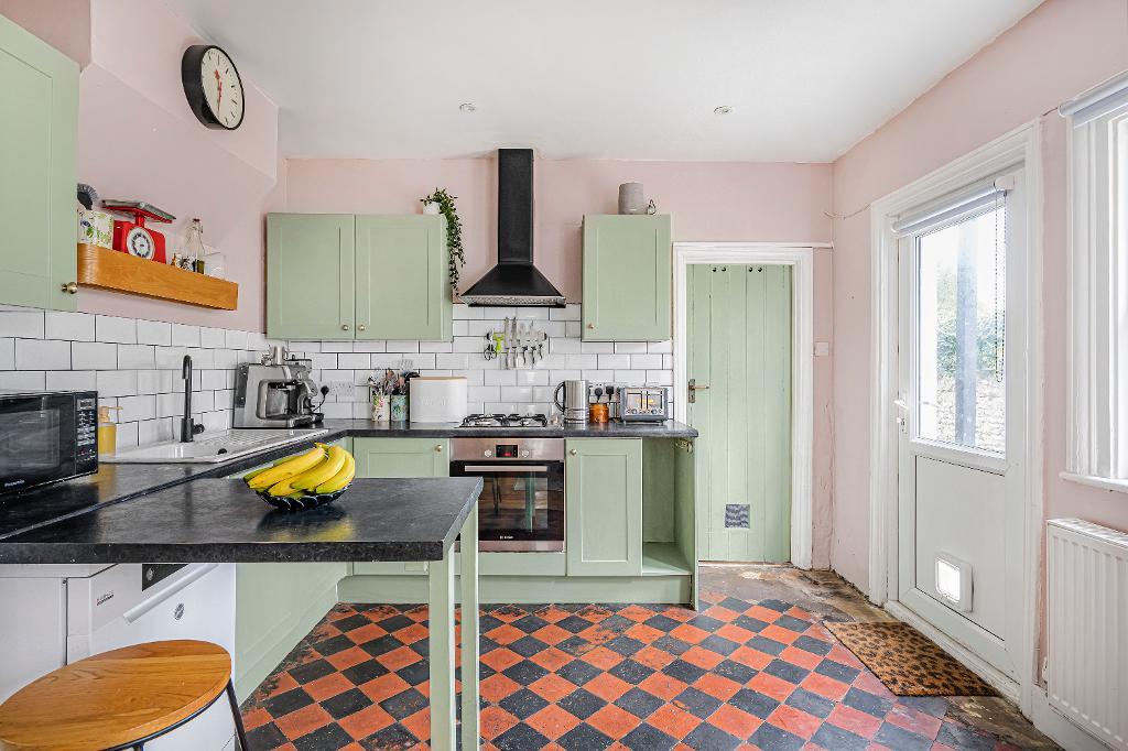 5 Bedroom House for Sale in Seaford, BN25 1RH