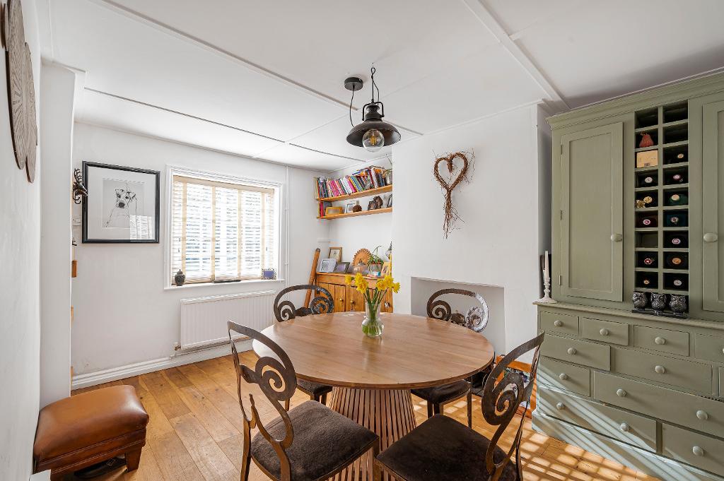 3 Bedroom House for Sale in Seaford, BN25 2AB