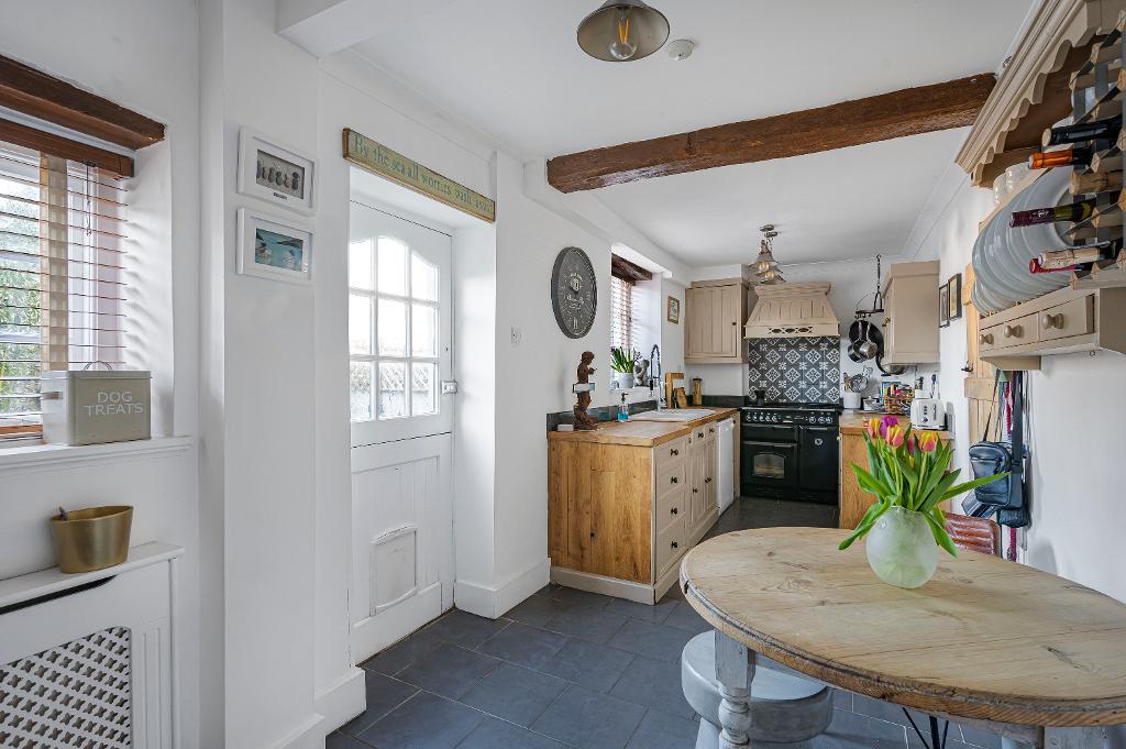 3 Bedroom House for Sale in Seaford, BN25 2AB