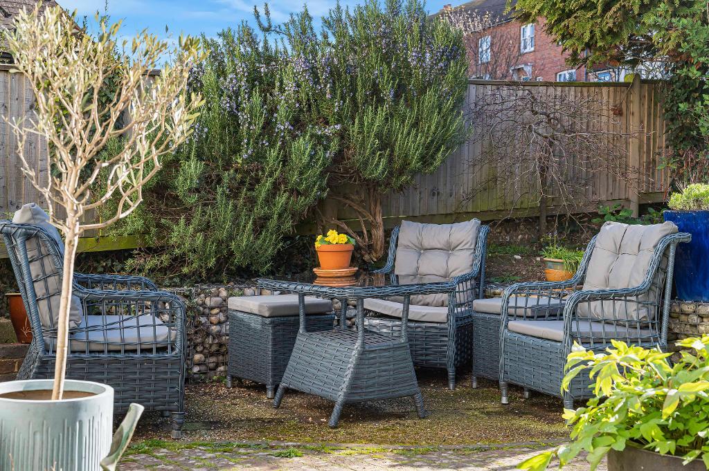 3 Bedroom House for Sale in Seaford, BN25 2AB