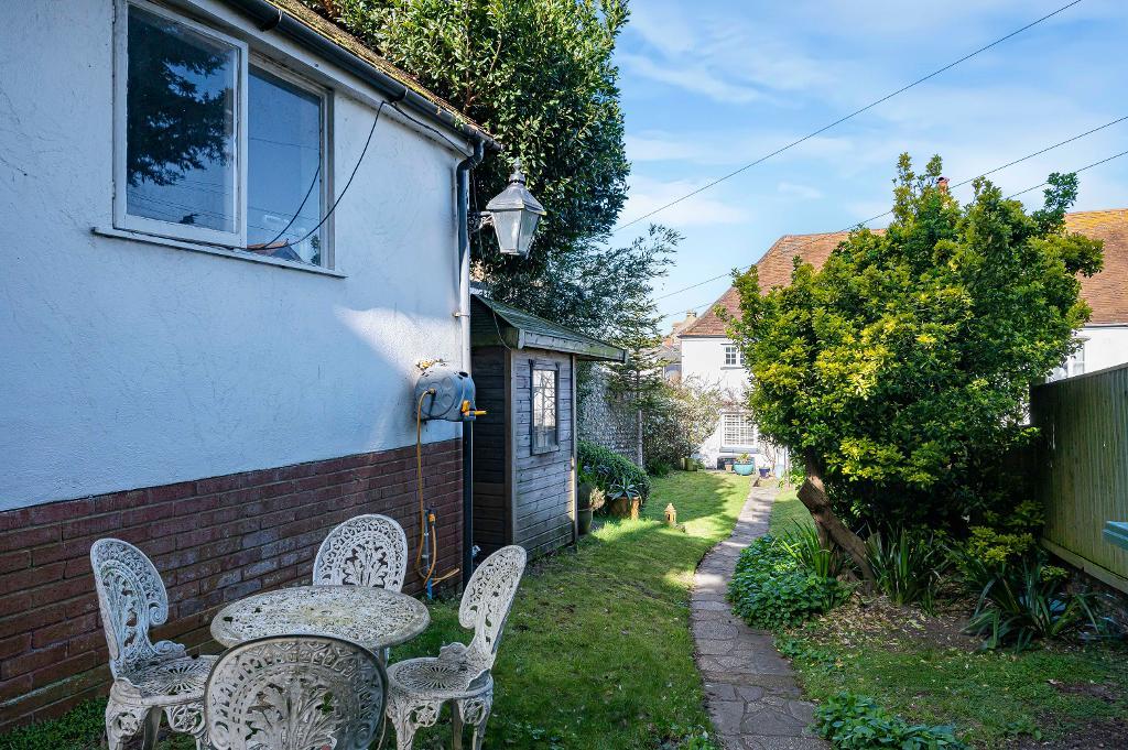 3 Bedroom House for Sale in Seaford, BN25 2AB