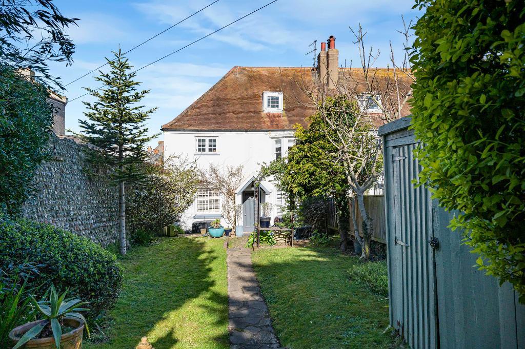 3 Bedroom House for Sale in Seaford, BN25 2AB