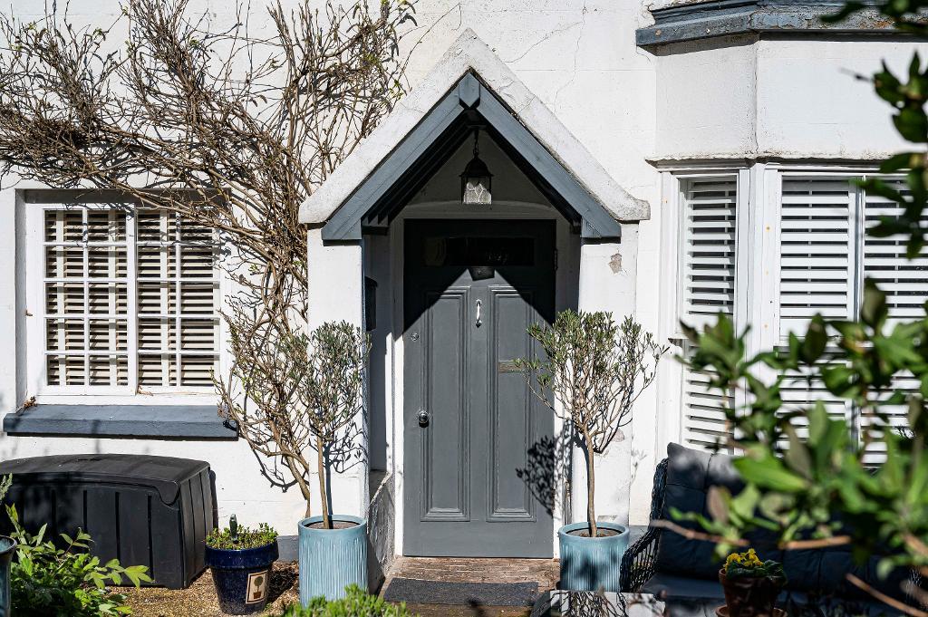 3 Bedroom House for Sale in Seaford, BN25 2AB