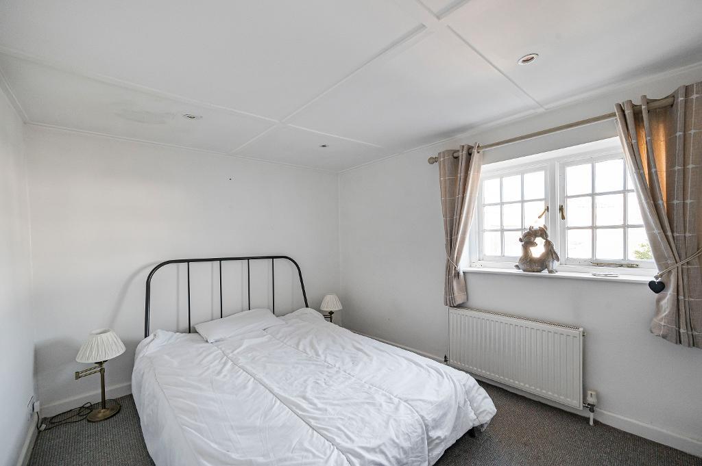 3 Bedroom House for Sale in Seaford, BN25 2AB