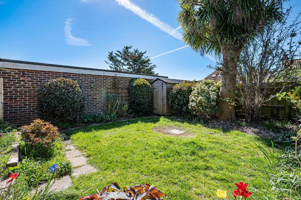 2 Bedroom House for Sale in Seaford, BN25 1SQ