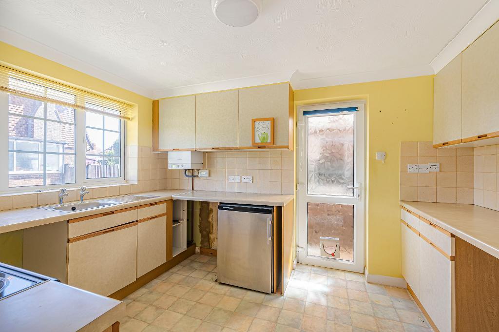 2 Bedroom House for Sale in Seaford, BN25 1SQ