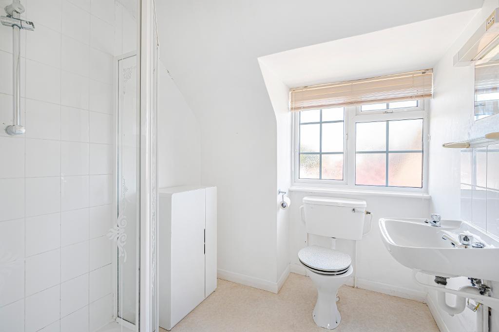 2 Bedroom House for Sale in Seaford, BN25 1SQ