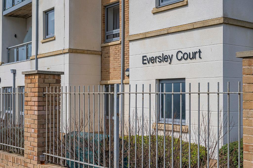 1 Bedroom Retirement flat for Sale in Seaford, BN25 1FF