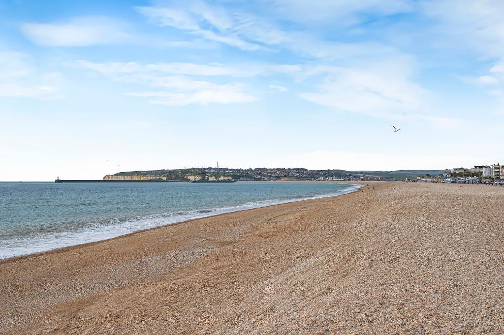 1 Bedroom Retirement flat for Sale in Seaford, BN25 1FF