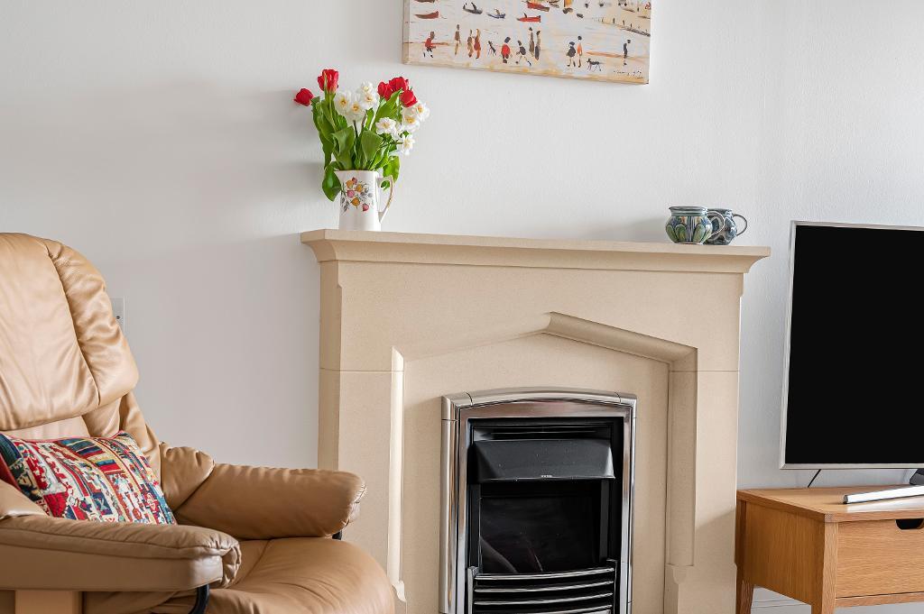 1 Bedroom Retirement flat for Sale in Seaford, BN25 1FF