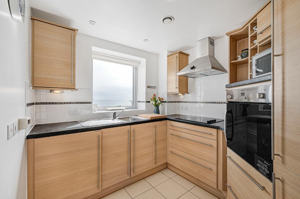 1 Bedroom Retirement flat for Sale in Seaford, BN25 1FF