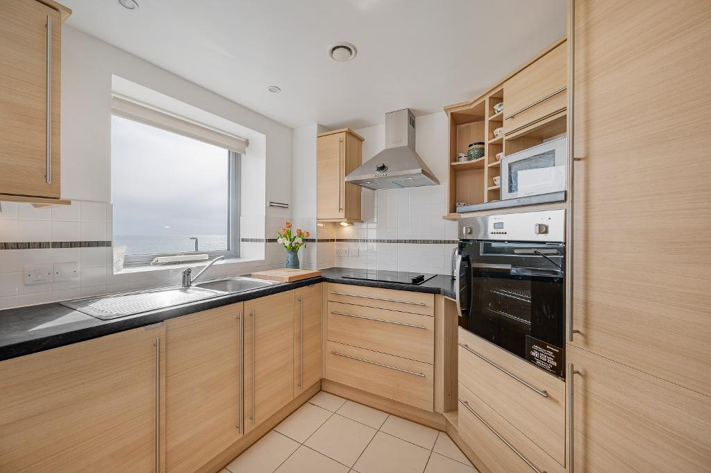 1 Bedroom Retirement flat for Sale in Seaford, BN25 1FF