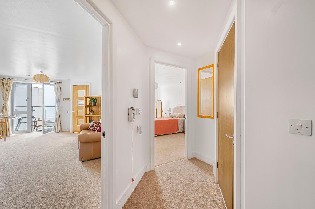 1 Bedroom Retirement flat for Sale in Seaford, BN25 1FF