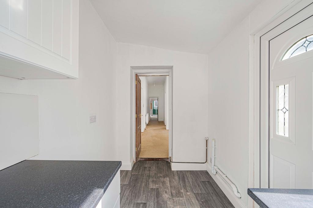 2 Bedroom Flat for Sale in Seaford, BN25 1JJ