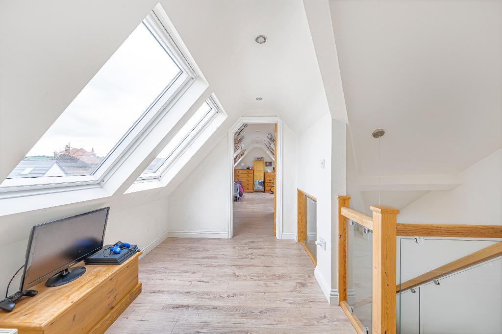 5 Bedroom House for Sale in Seaford, BN25 4NX