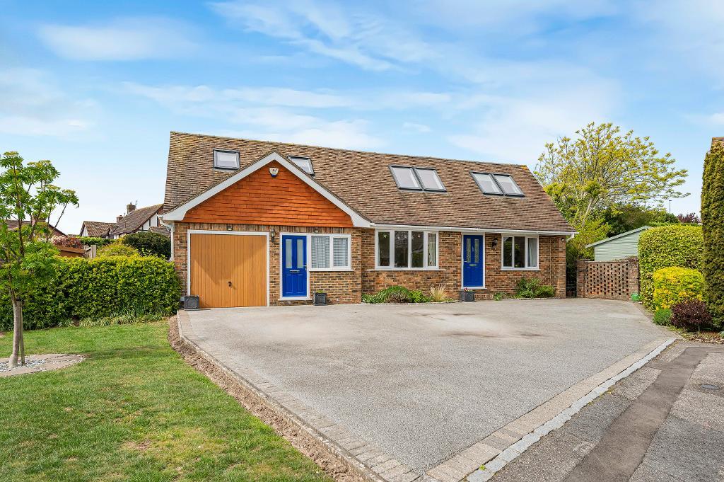 5 Bedroom House for Sale in Seaford, BN25 4NX