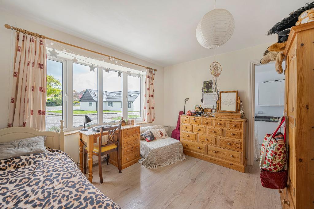 5 Bedroom House for Sale in Seaford, BN25 4NX