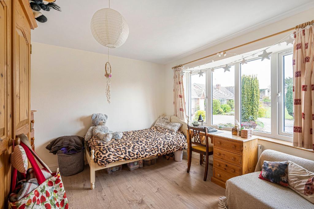 5 Bedroom House for Sale in Seaford, BN25 4NX