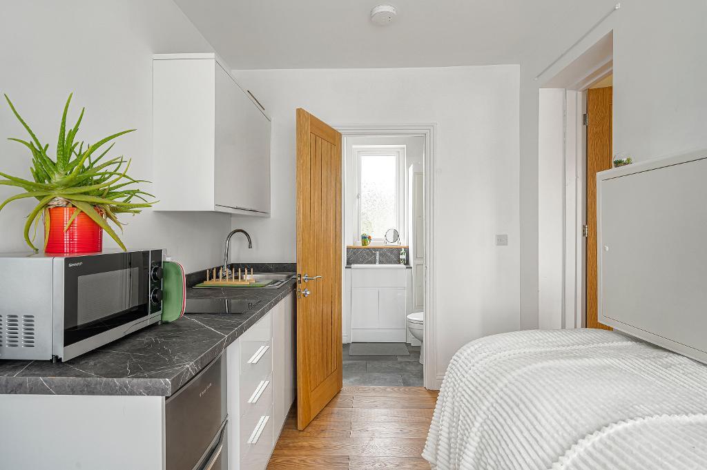 5 Bedroom House for Sale in Seaford, BN25 4NX