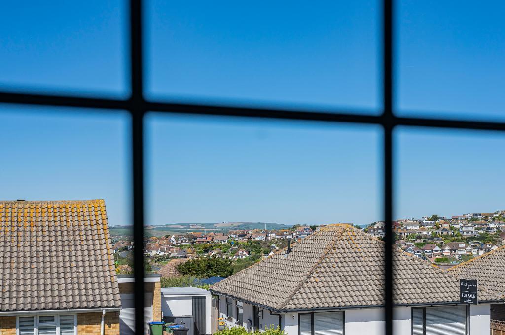 3 Bedroom Bungalow for Sale in Seaford, BN25 2RE