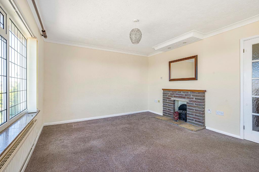 3 Bedroom Bungalow for Sale in Seaford, BN25 2RE