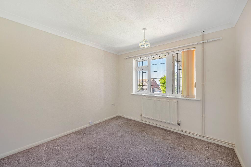 3 Bedroom Bungalow for Sale in Seaford, BN25 2RE