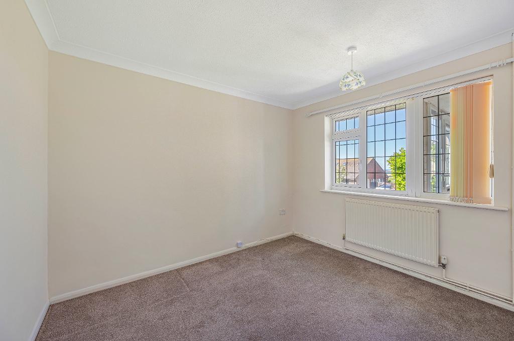 3 Bedroom Bungalow for Sale in Seaford, BN25 2RE