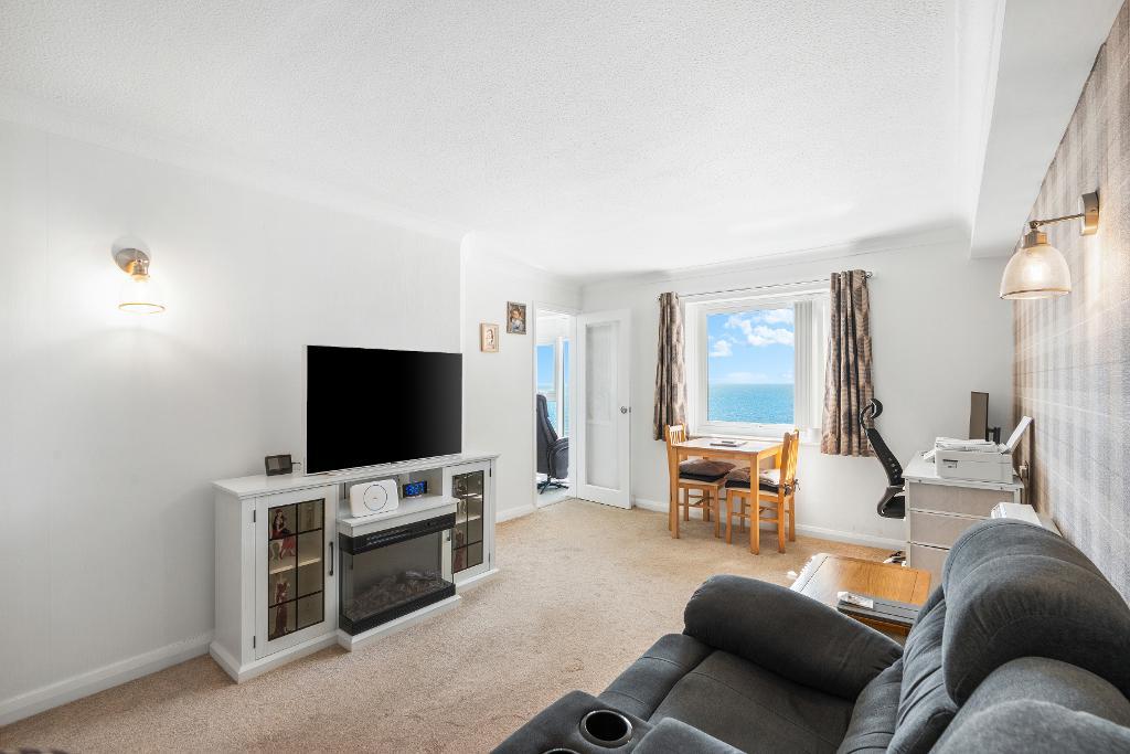1 Bedroom Retirement flat for Sale in Seaford, BN25 1JP