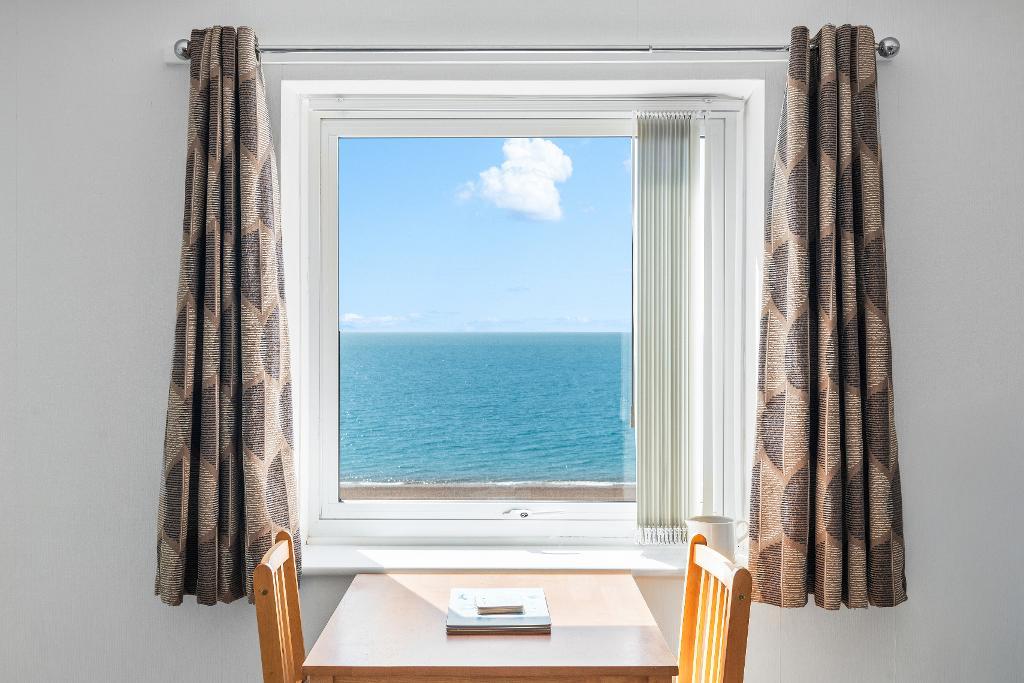 1 Bedroom Retirement flat for Sale in Seaford, BN25 1JP