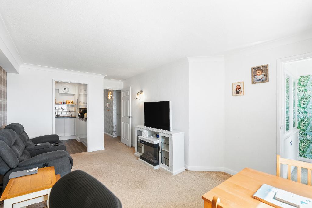 1 Bedroom Retirement flat for Sale in Seaford, BN25 1JP