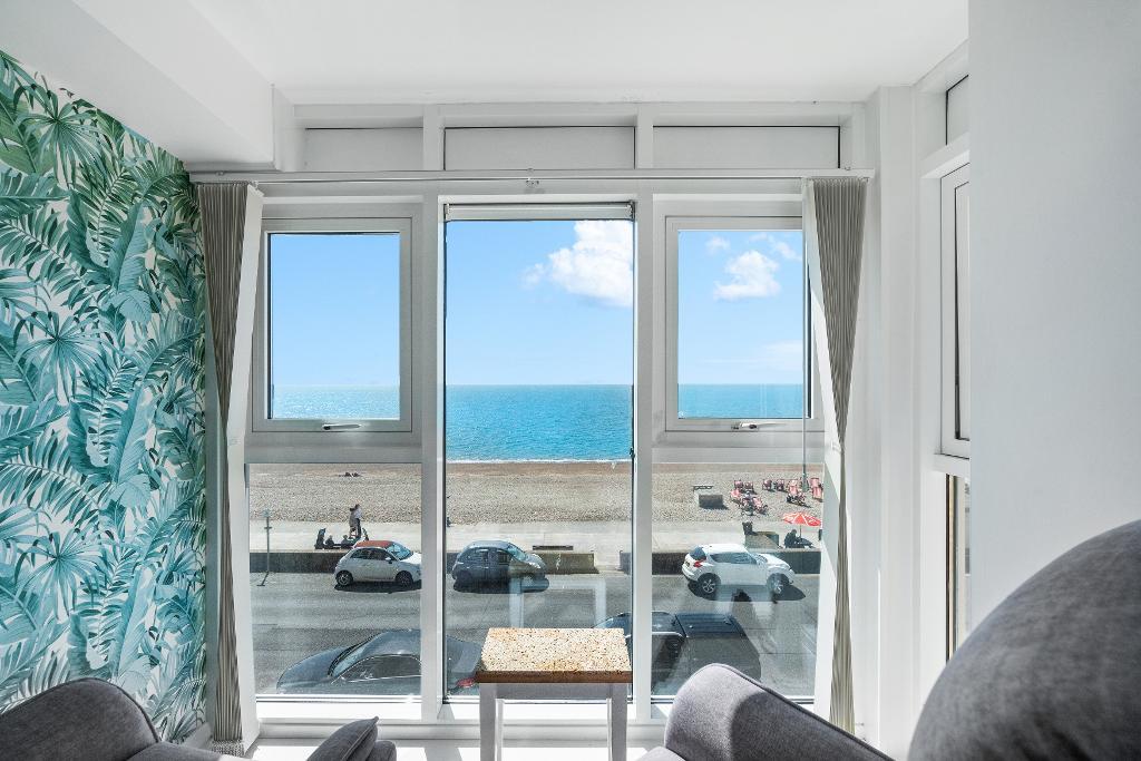 1 Bedroom Retirement flat for Sale in Seaford, BN25 1JP