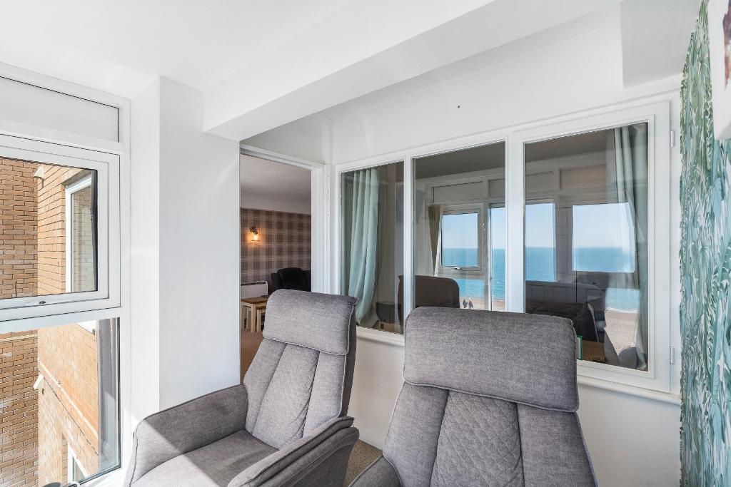 1 Bedroom Retirement flat for Sale in Seaford, BN25 1JP