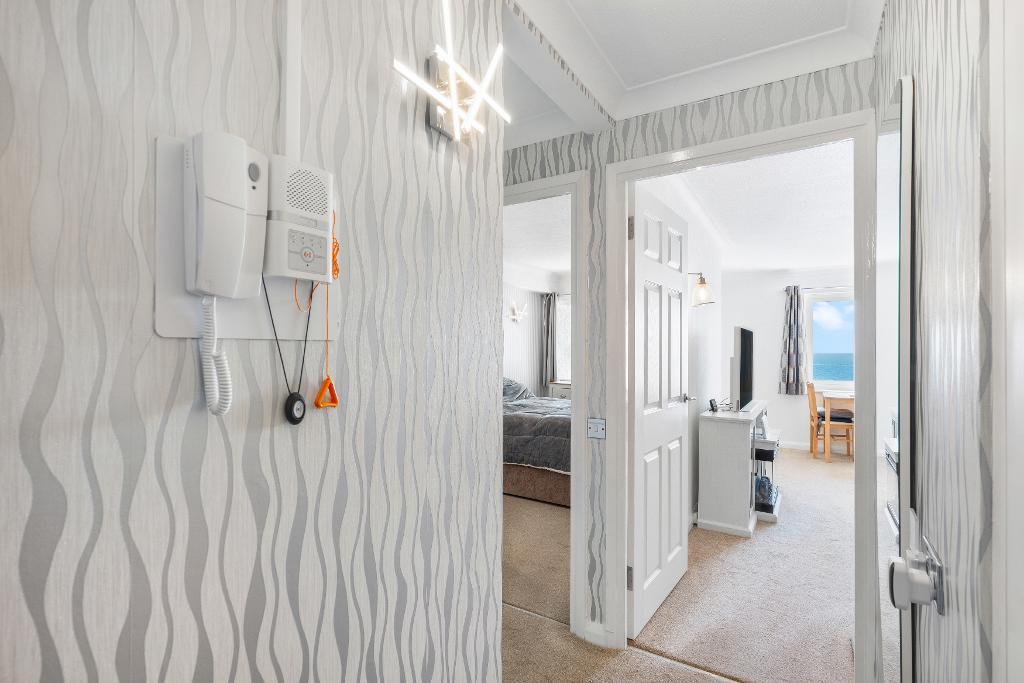1 Bedroom Retirement flat for Sale in Seaford, BN25 1JP