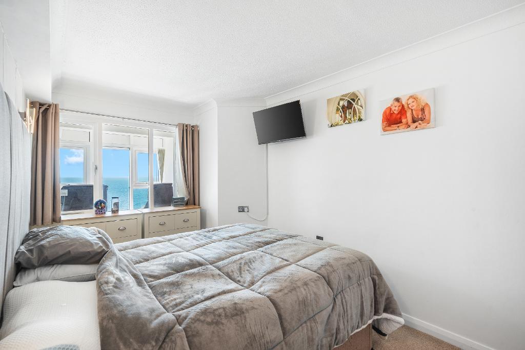 1 Bedroom Retirement flat for Sale in Seaford, BN25 1JP
