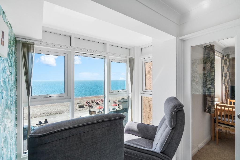 1 Bedroom Retirement flat for Sale in Seaford, BN25 1JP