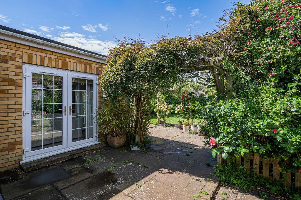 3 Bedroom Bungalow for Sale in Seaford, BN25 3RY