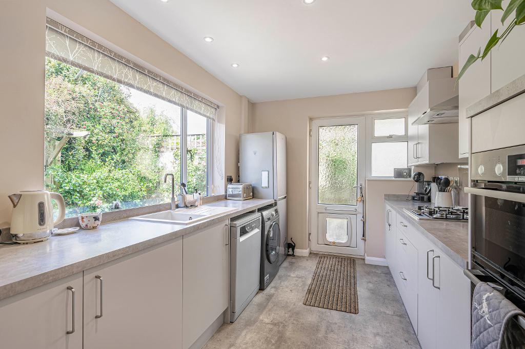 3 Bedroom Bungalow for Sale in Seaford, BN25 3RY