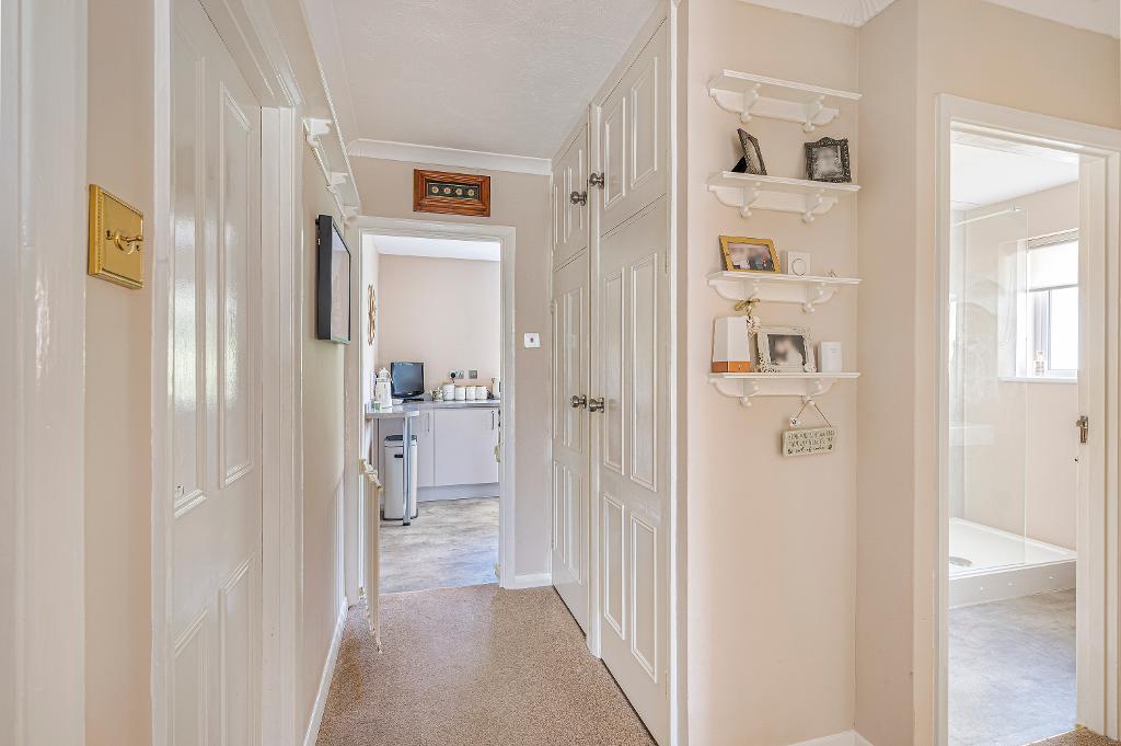 3 Bedroom Bungalow for Sale in Seaford, BN25 3RY