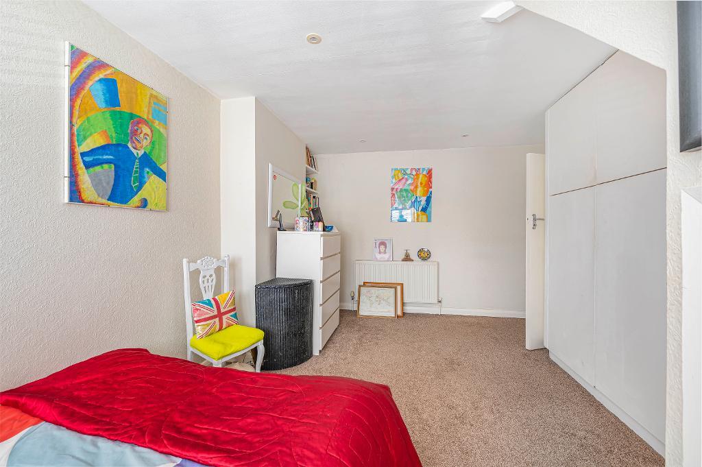 3 Bedroom House for Sale in Seaford, BN25 3NR