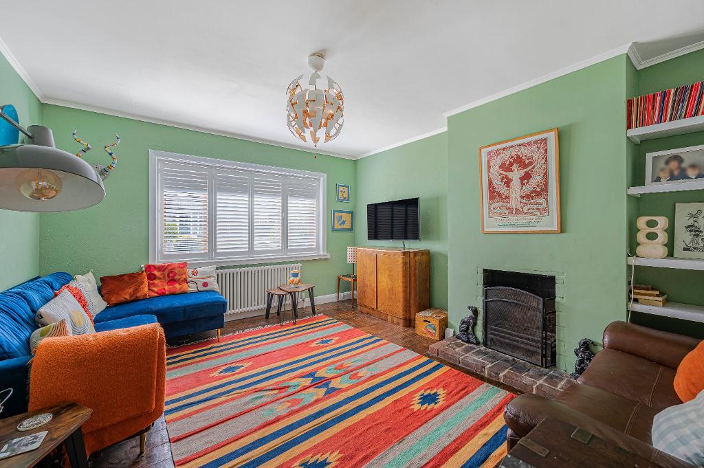 3 Bedroom House for Sale in Seaford, BN25 3NR